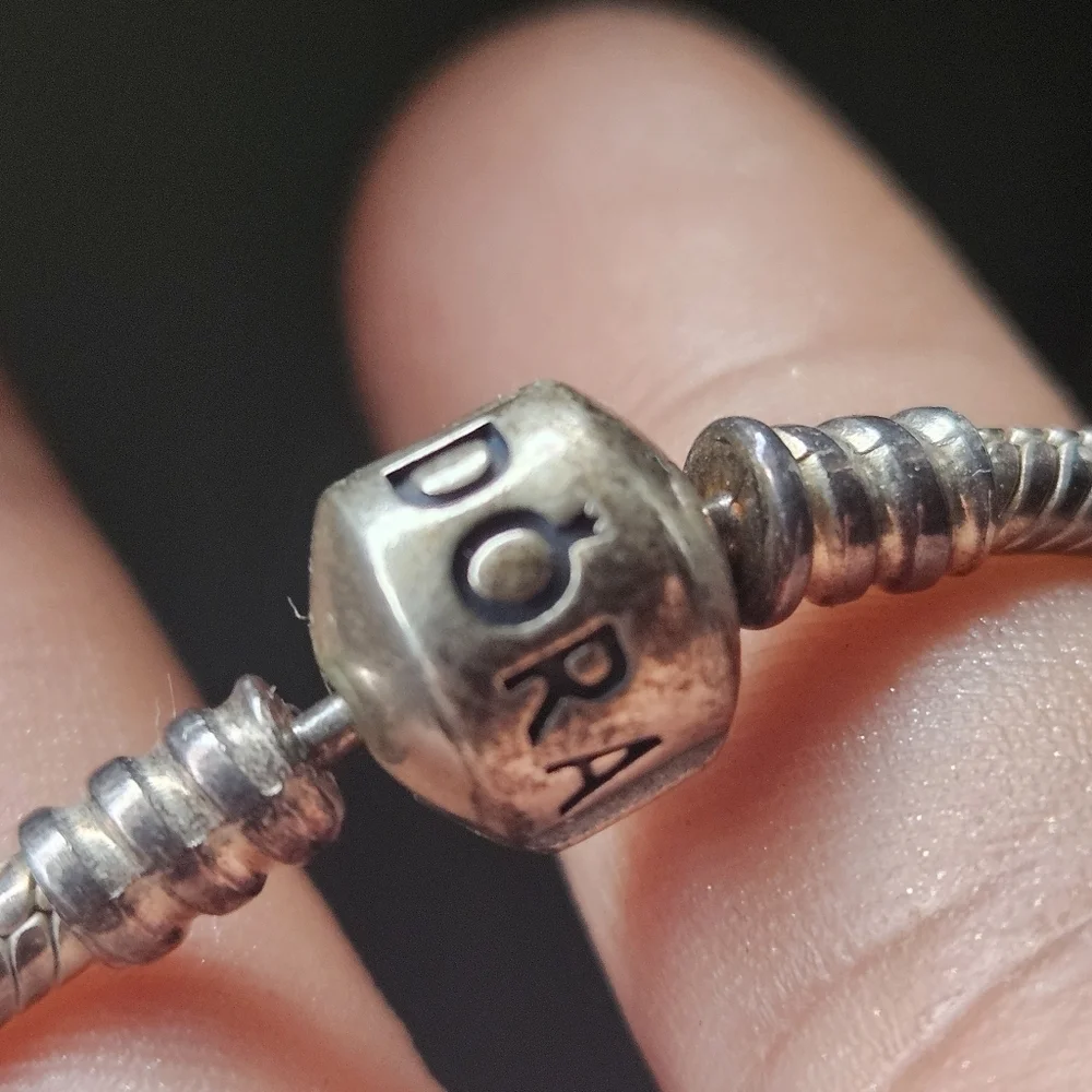 Pandora bracelet with 4 charms 100% Silver Authentic - Picture 13 of 13